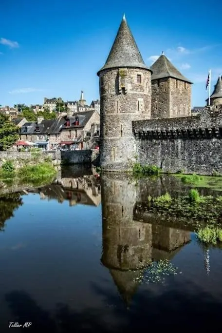 La Chouette Detente Fougères Frankreich