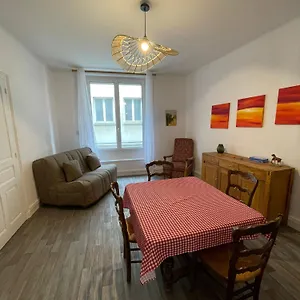 Appartement - Centre Historique, Fougères